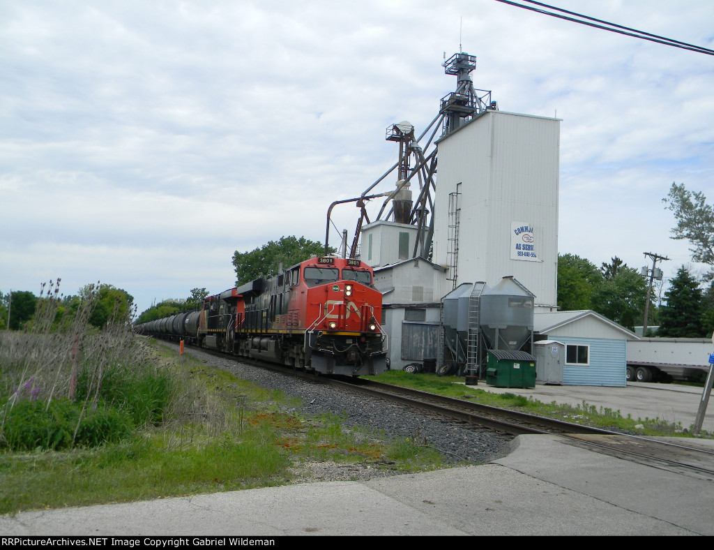 CN 3801 & CN 2231 